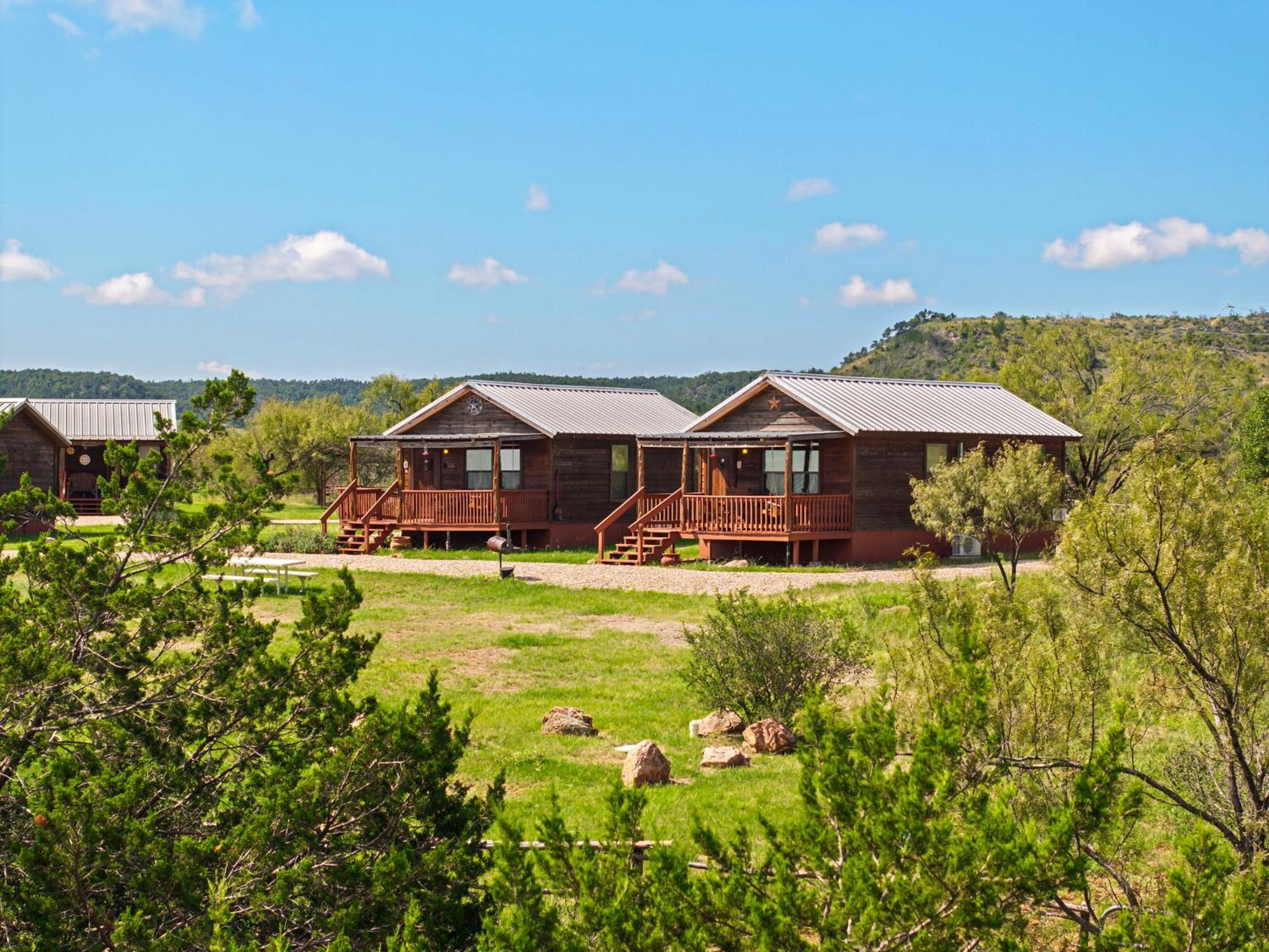 Enchanted Rockview Cabins Crabapple Экстерьер фото
