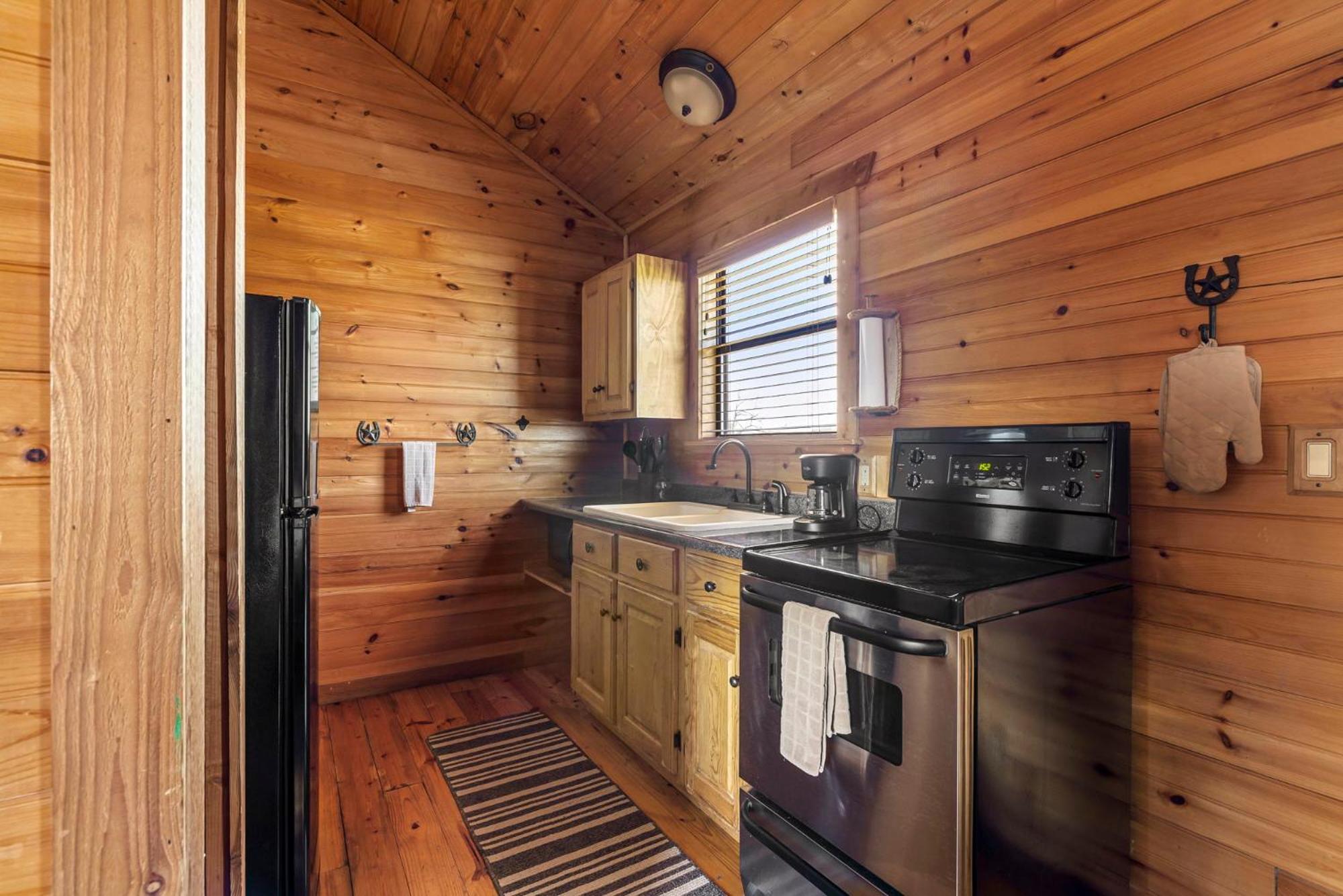 Enchanted Rockview Cabins Crabapple Номер фото
