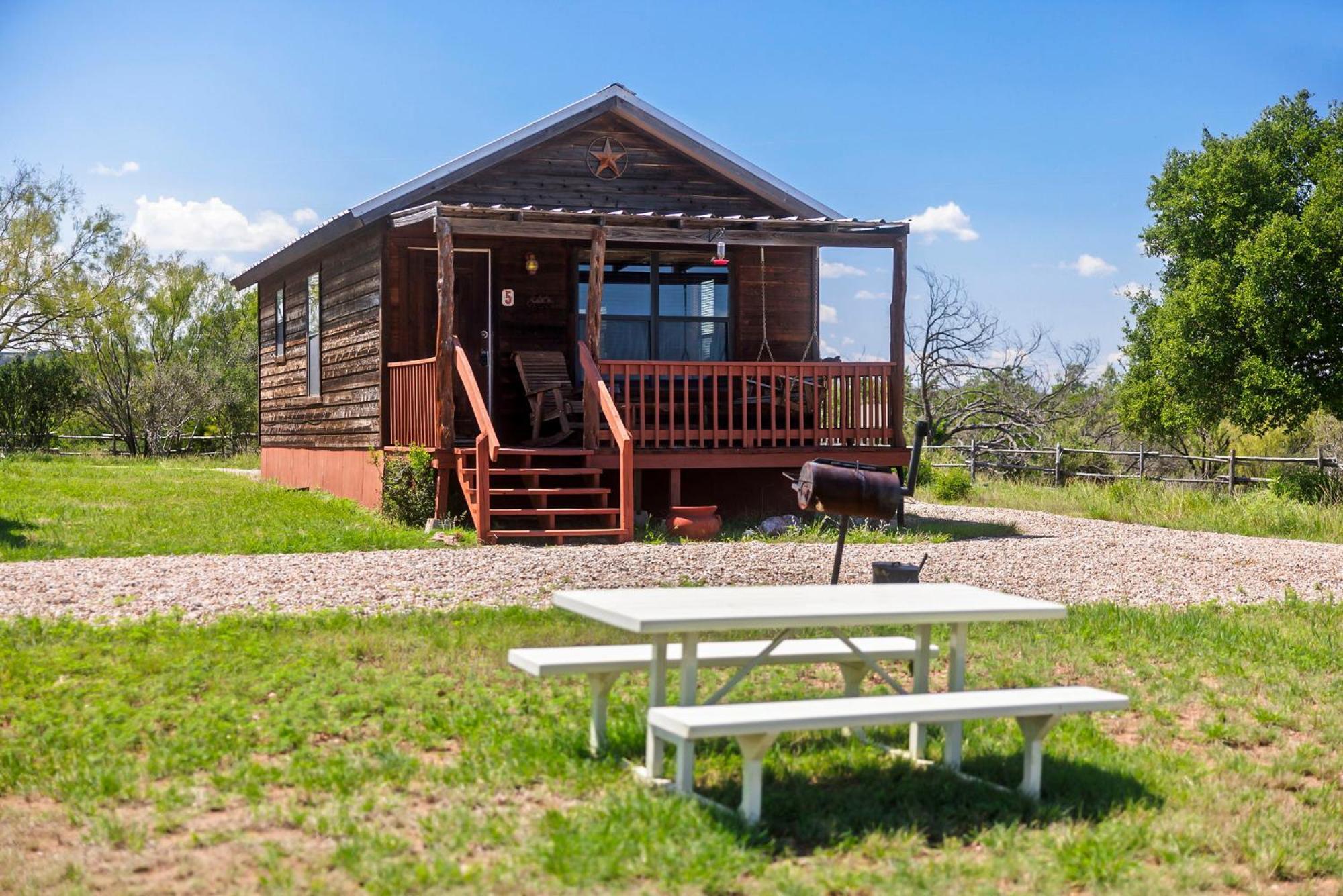 Enchanted Rockview Cabins Crabapple Экстерьер фото