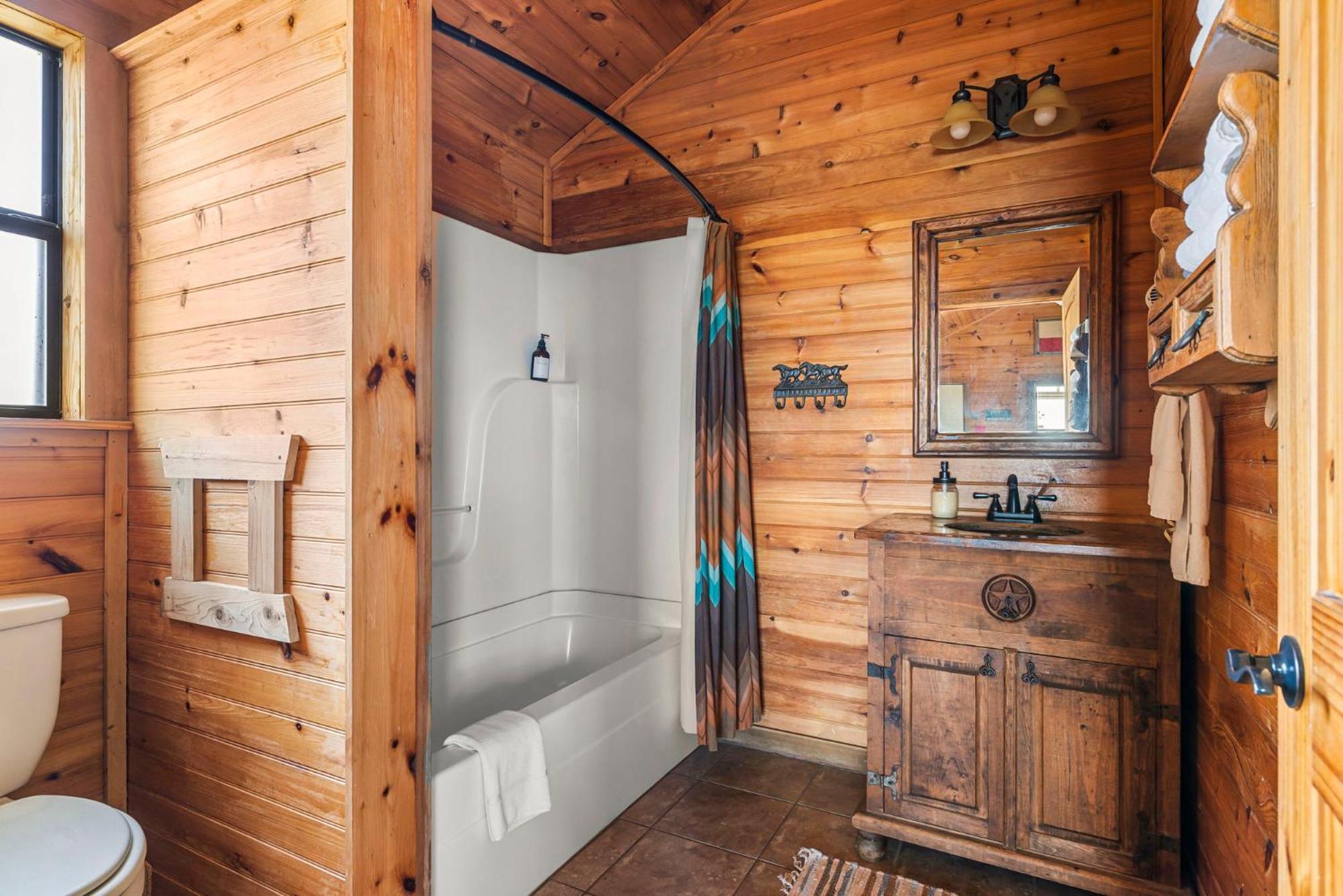 Enchanted Rockview Cabins Crabapple Экстерьер фото