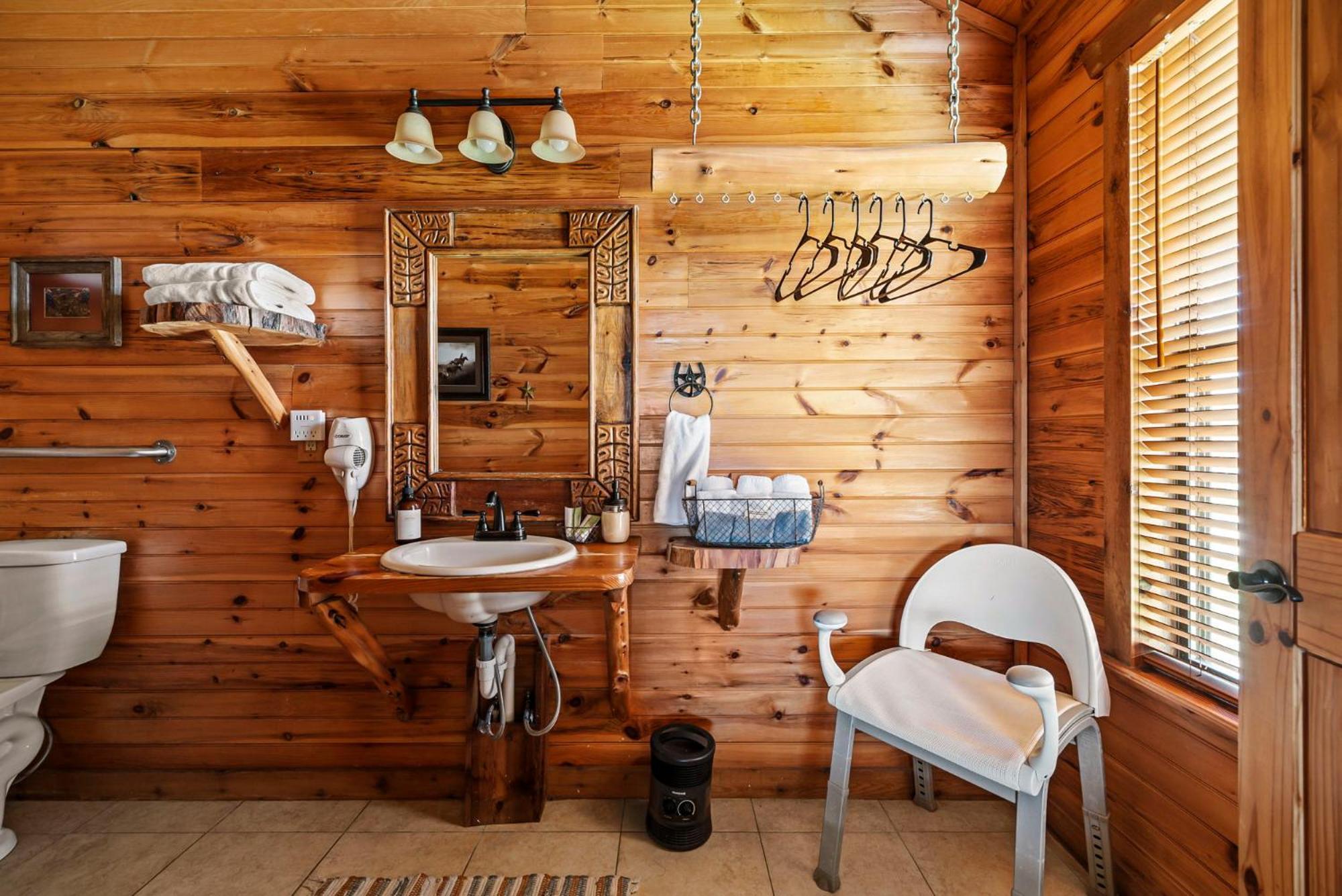 Enchanted Rockview Cabins Crabapple Номер фото